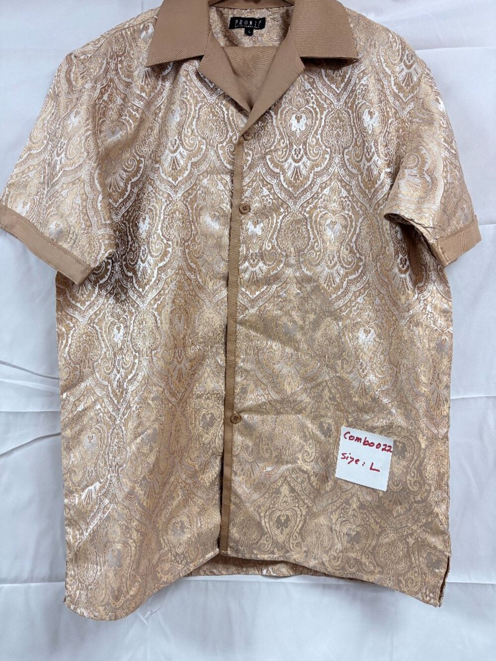 Pronti Gold Paisley Suit Size: Large